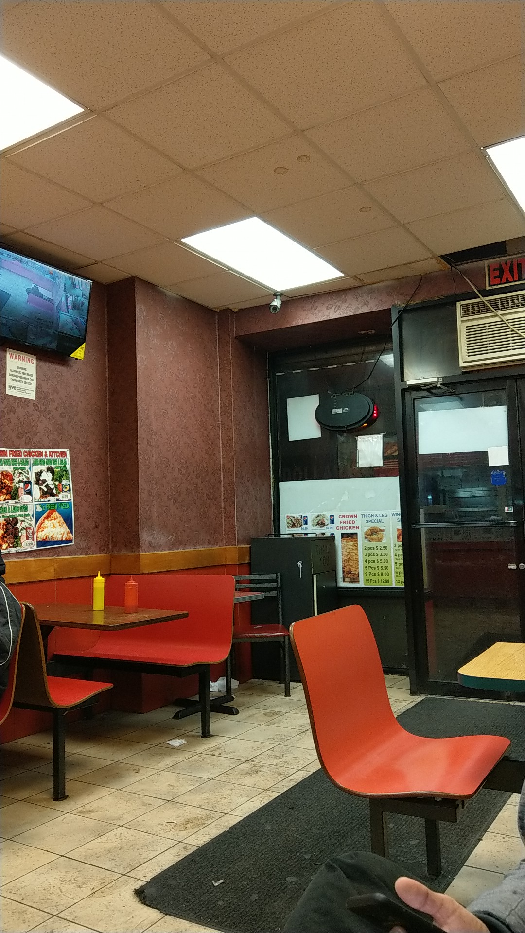 Crown Fried Chicken 8792 Parsons Blvd, Jamaica