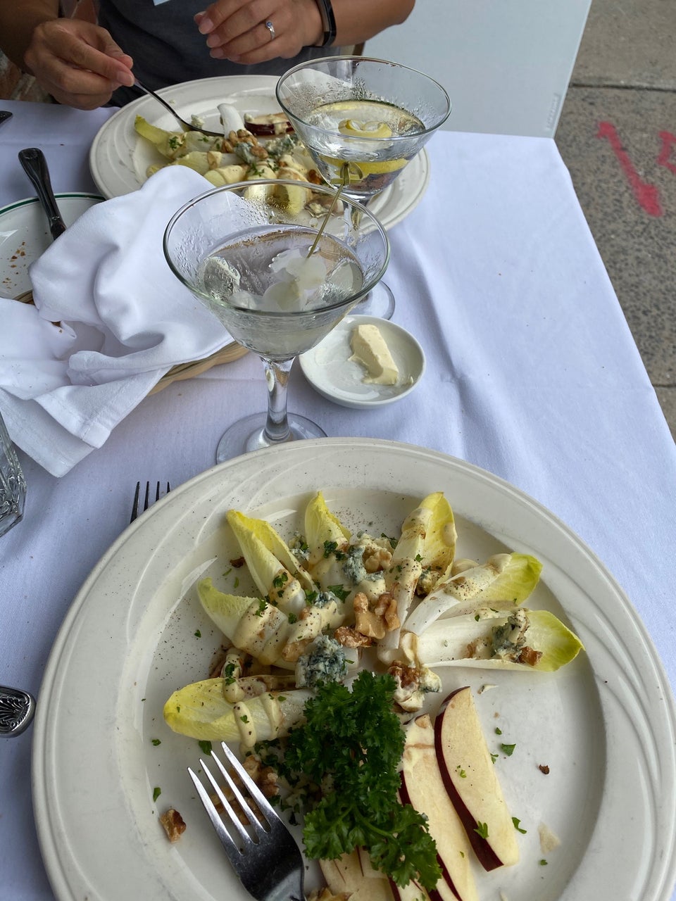 Le Canard Enchaine 276 Fair St, Kingston