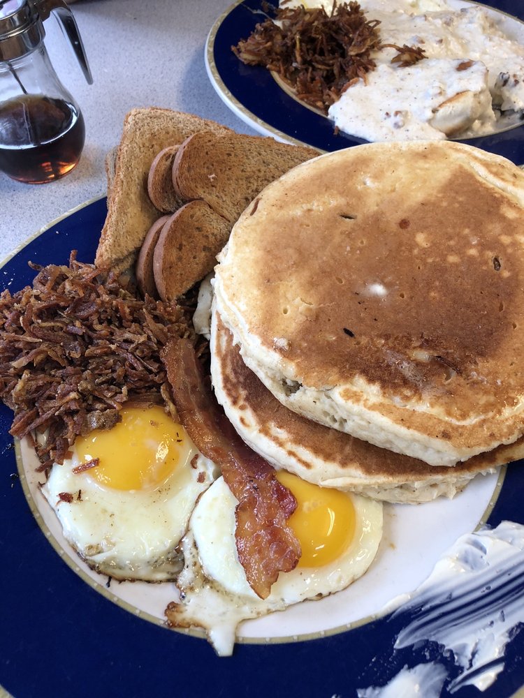 Blondie's Trolley Diner 336 E Chester St, Kingston