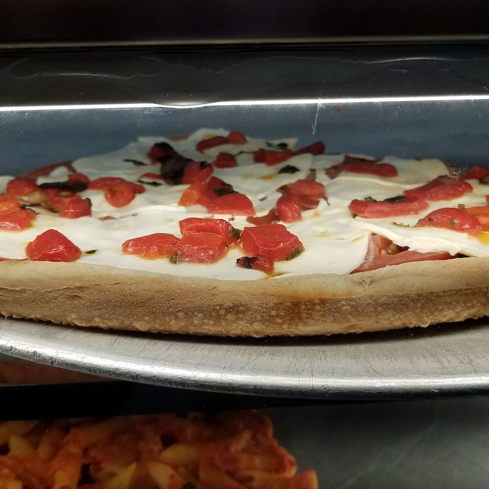 Leonardo’s Pizzeria & Restaurant 2133 Palmer Ave, Larchmont