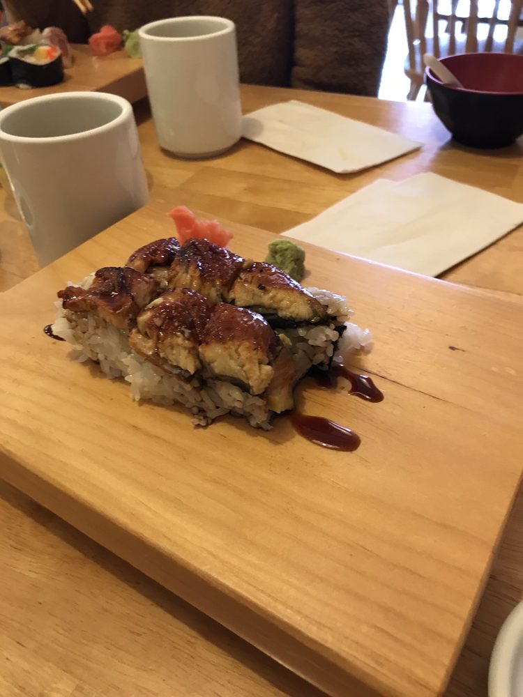 Yoshi Sushi 640 New Loudon Rd # 5, Latham