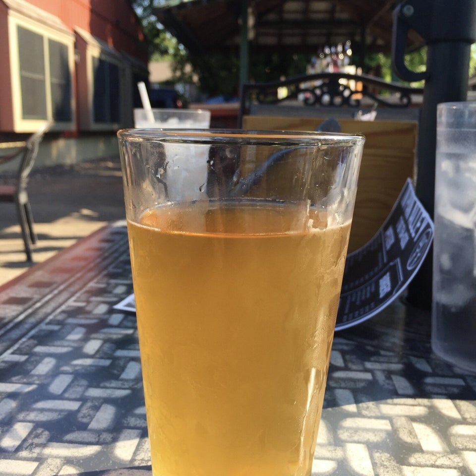 Lewiston, NY Restaurants Open for Takeout, Curbside Service and/or