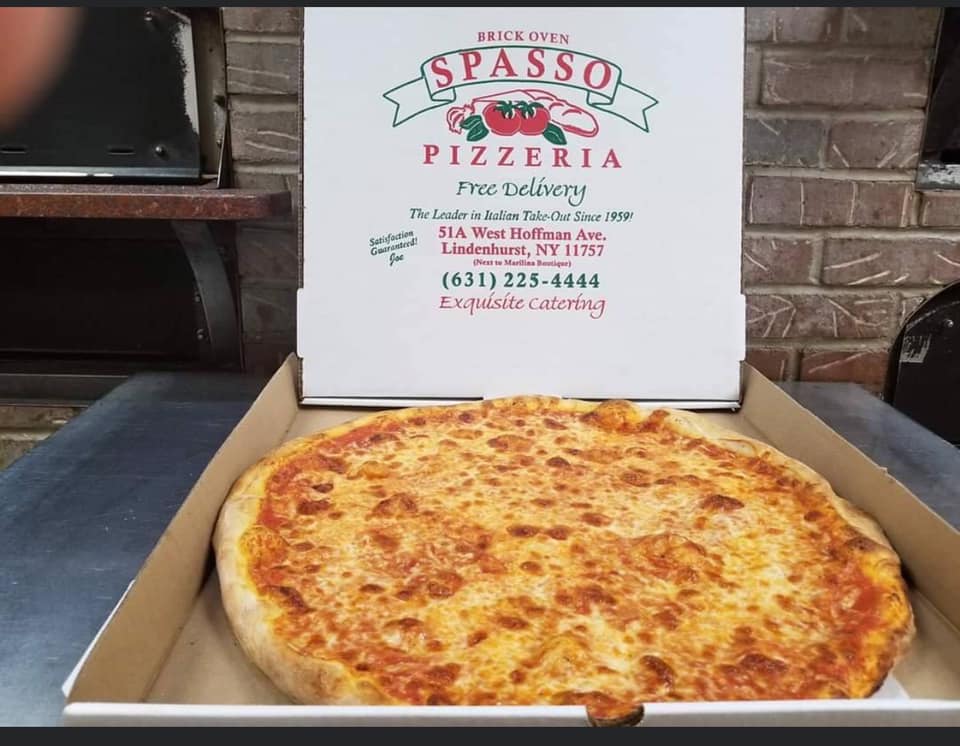 Spassos Pizzeria 51 W Hoffman Ave # 1, Lindenhurst