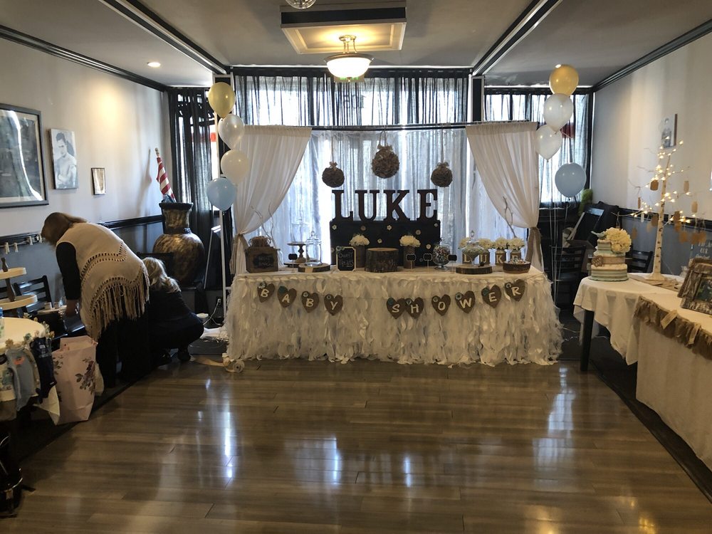 Villa Gaia 101 N Wellwood Ave, Lindenhurst