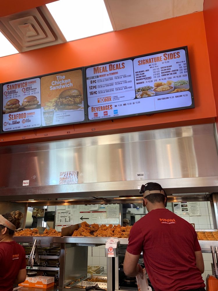Popeyes Louisiana Kitchen 155 W Sunrise Hwy, Lindenhurst