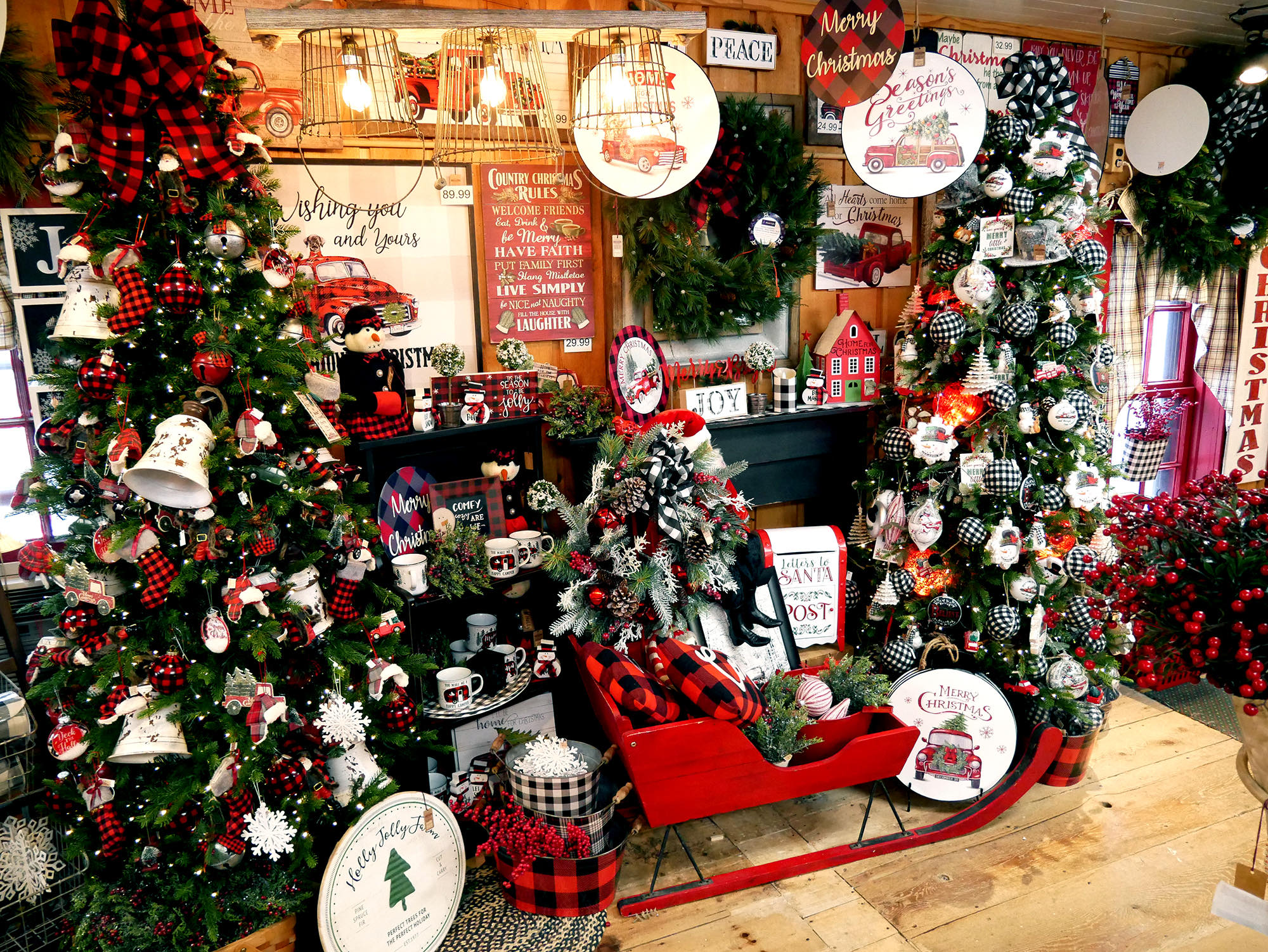 Marilla Country Store 1673 Two Rod Rd, Marilla