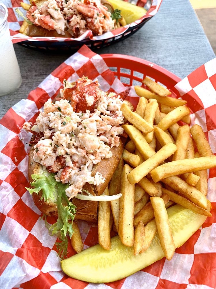 Nick's On The Beach 148 S Emerson Ave, Montauk