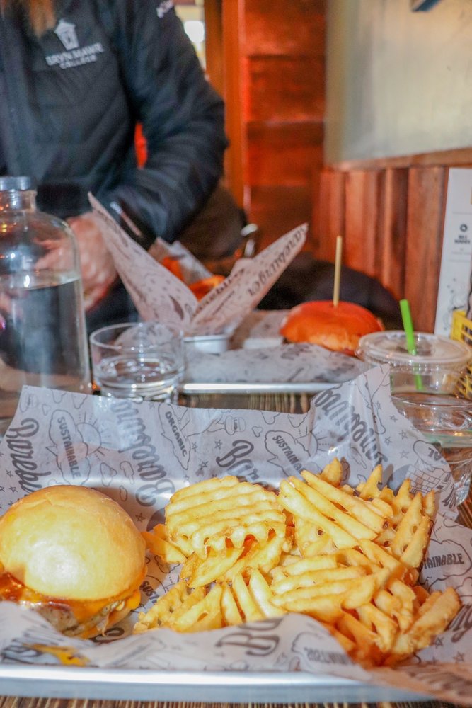 Bareburger 366 W 46th St, New York