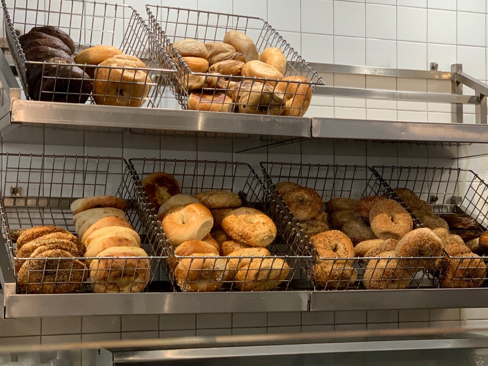 Brooklyn Bagel & Coffee Company 286 8th Ave, New York