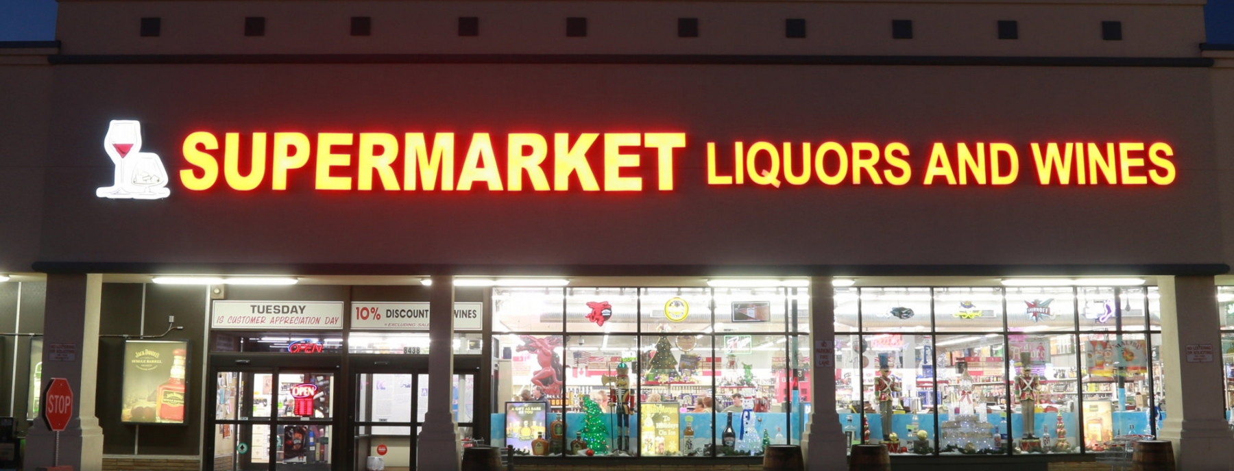 Supermarket Liquors & Wines