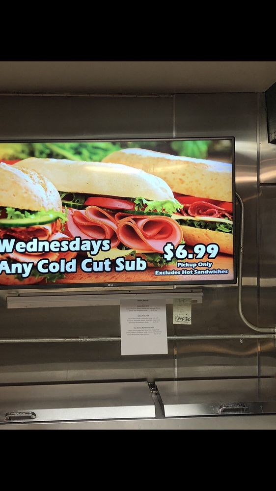Country Corners Deli 4 Cookingham Rd, Poughkeepsie
