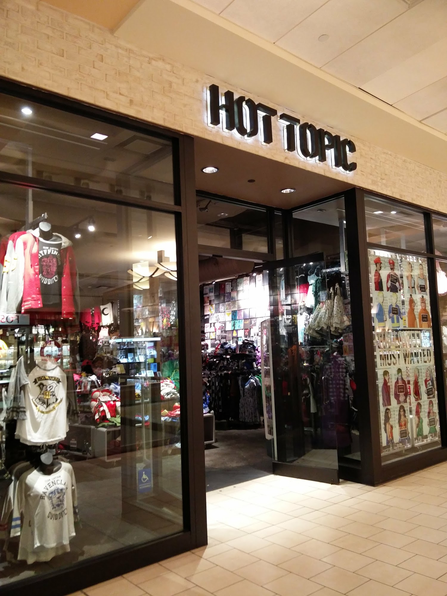 Hot Topic