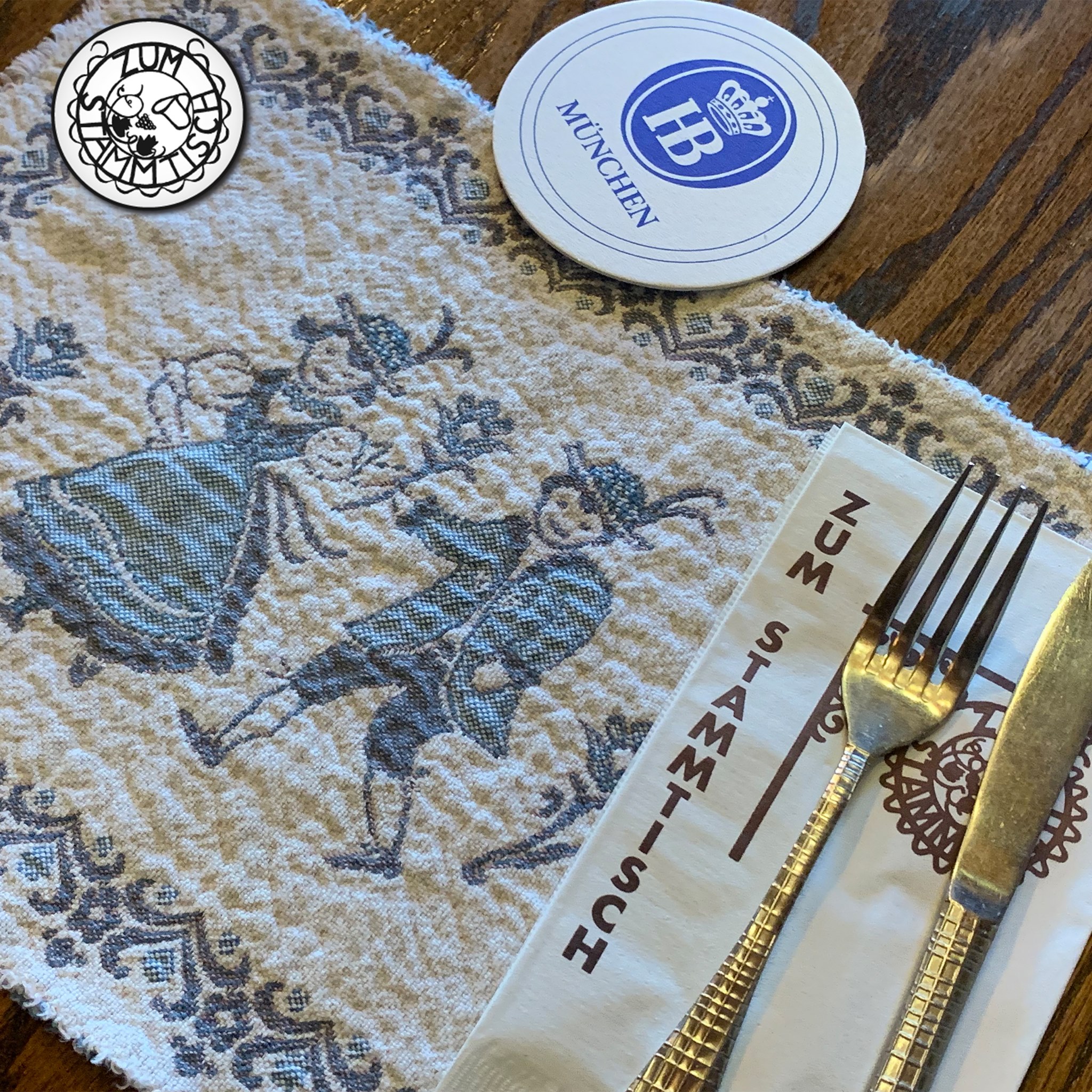Zum Stammtisch 69-46 Myrtle Ave, Queens