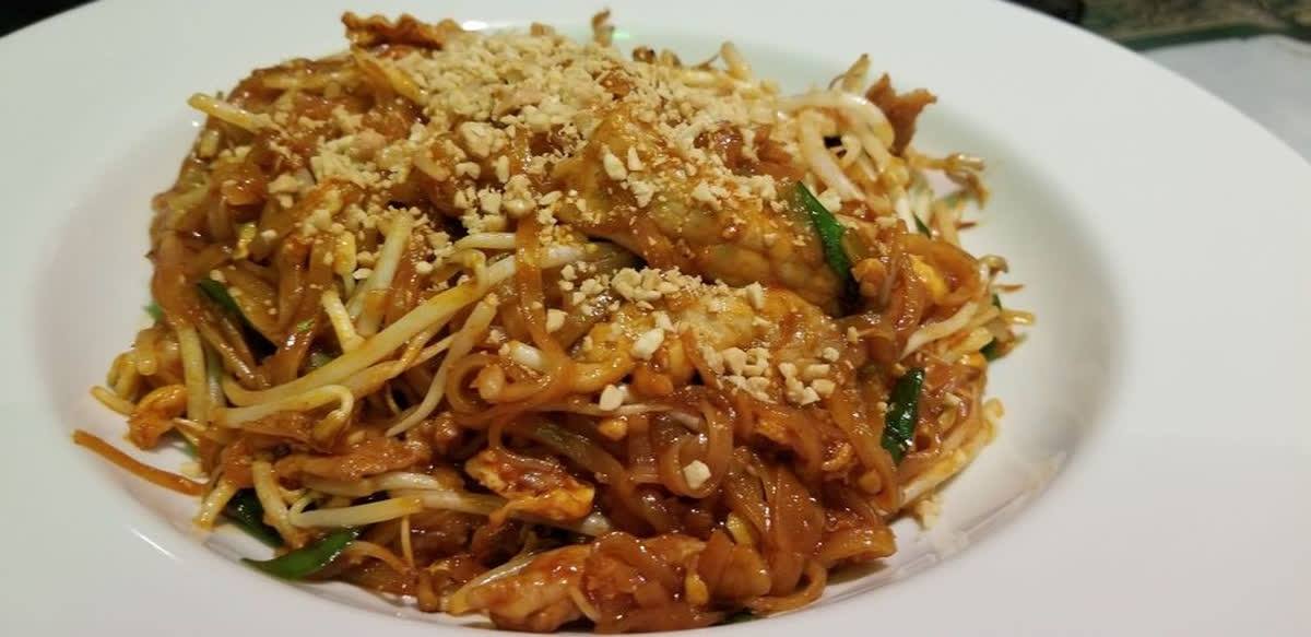 Thai Orchid 19 2nd Ave, Rensselaer
