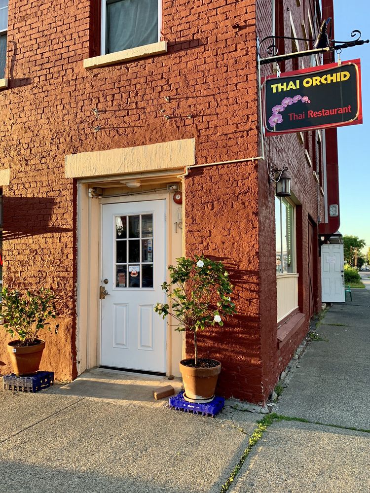 Thai Orchid 19 2nd Ave, Rensselaer