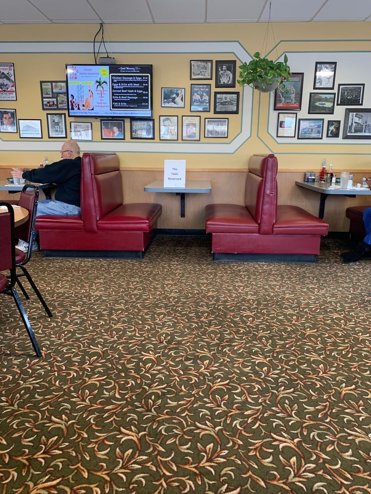 Mt Hope Family Diner 1511 Mt Hope Ave, Rochester