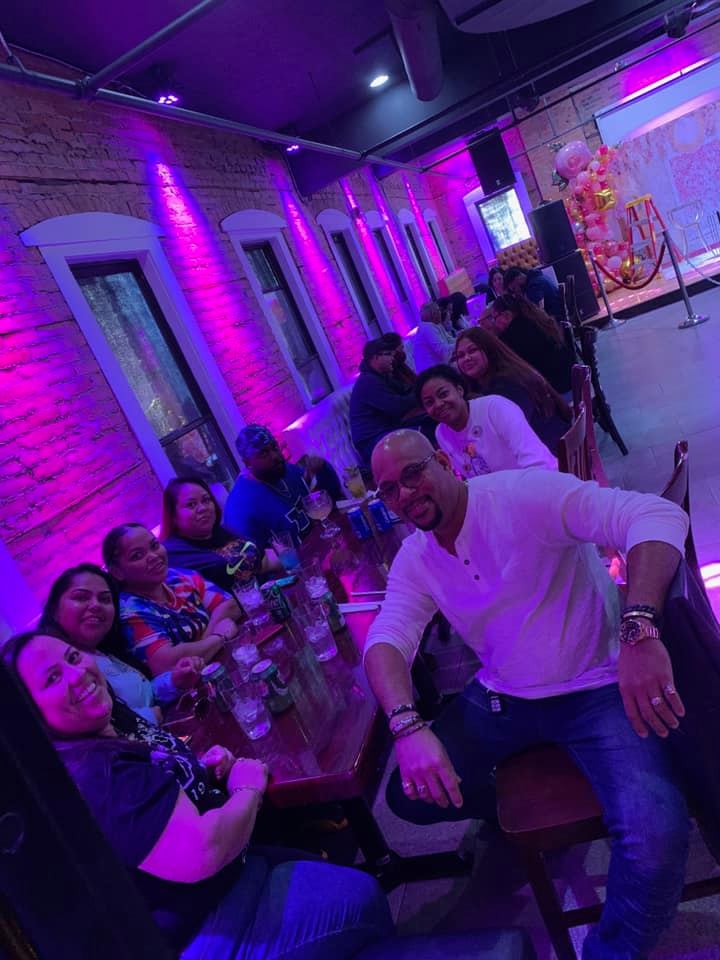 809 Sports Bar and Lounge 160 Lyell Ave, Rochester