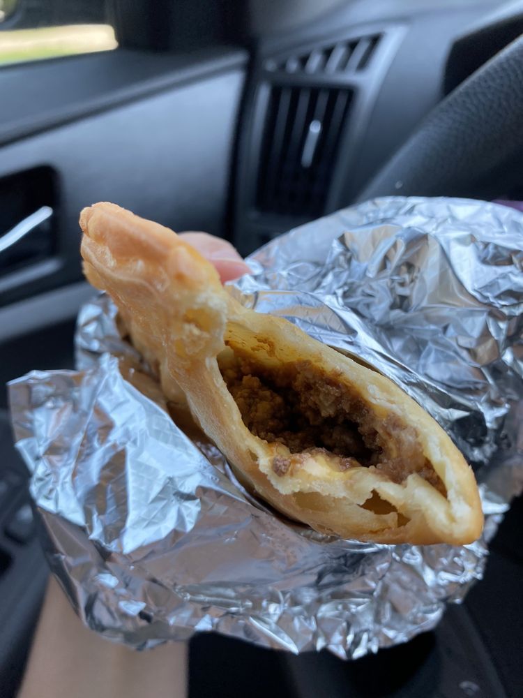 El Pilon Criollo 973 N Clinton Ave, Rochester