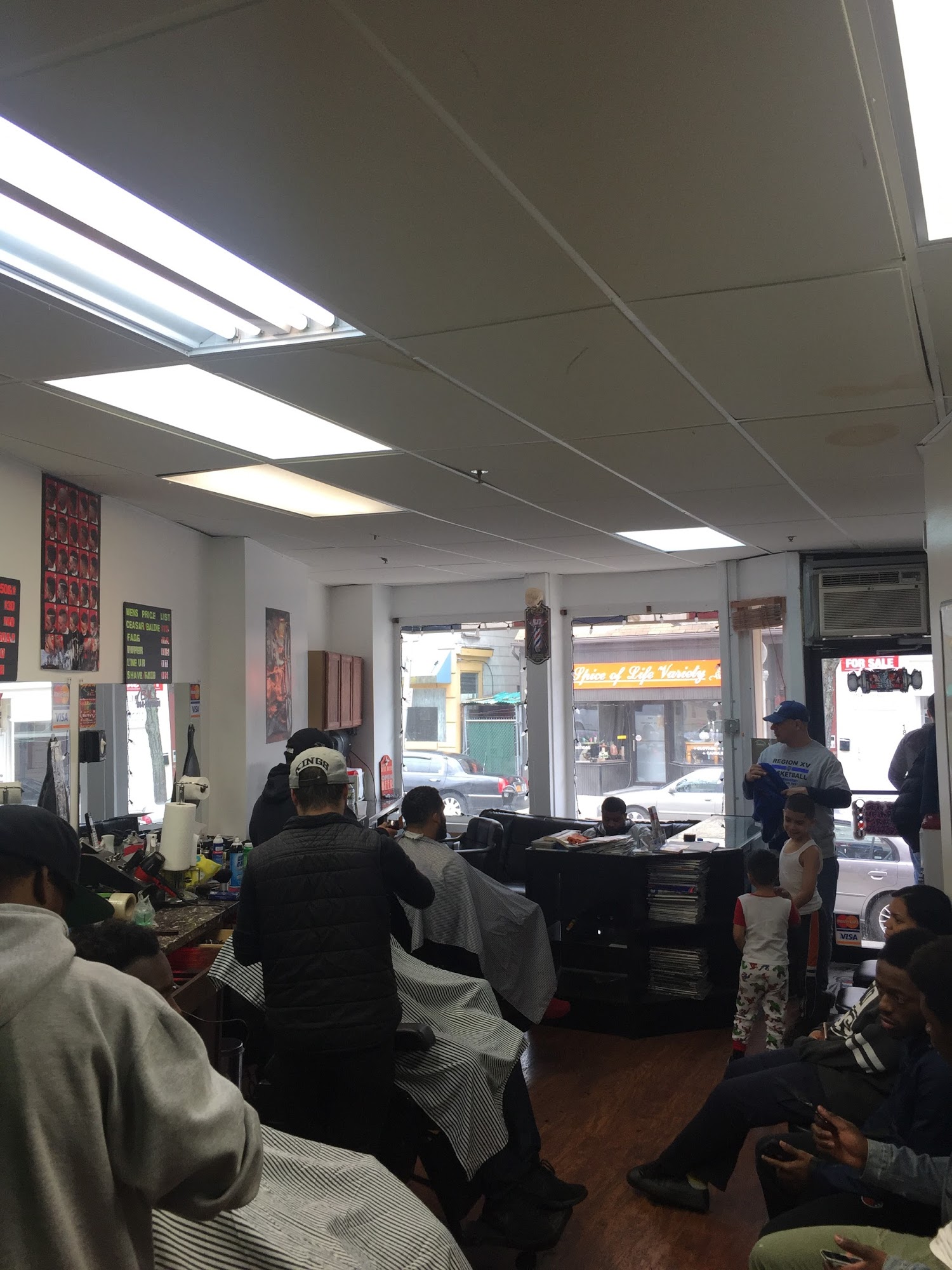 Gyhr Barber Shop