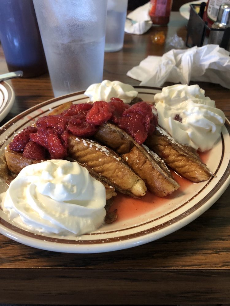 Fusion Diner and Cakery 3600 Court St, Syracuse