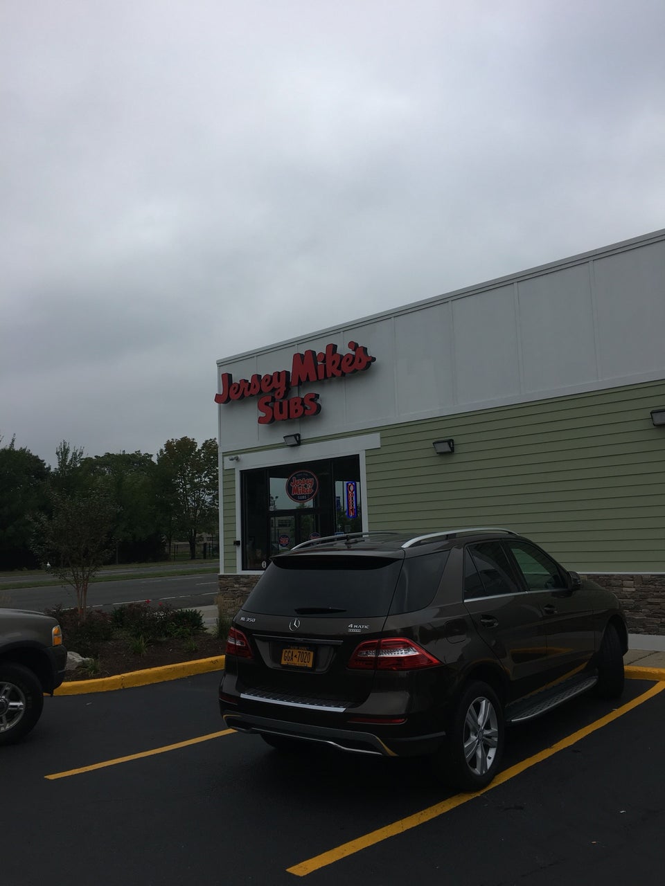 Jersey Mike's Subs 988 Hempstead Turnpike, Uniondale