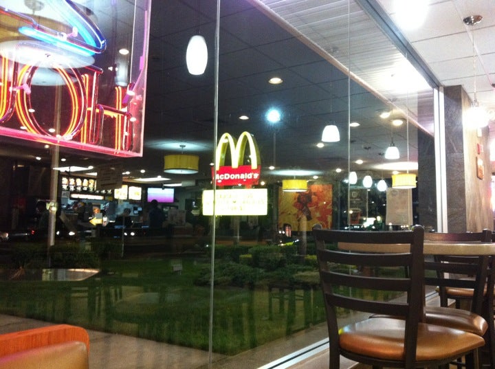 McDonald's 1110 Hempstead Turnpike, Uniondale