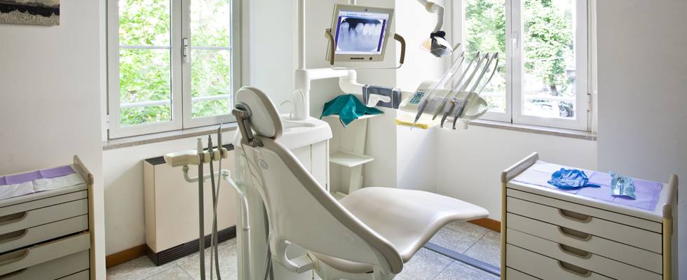 Brookstone Mitchell S DDS 1228 Wantagh Ave #101, Wantagh