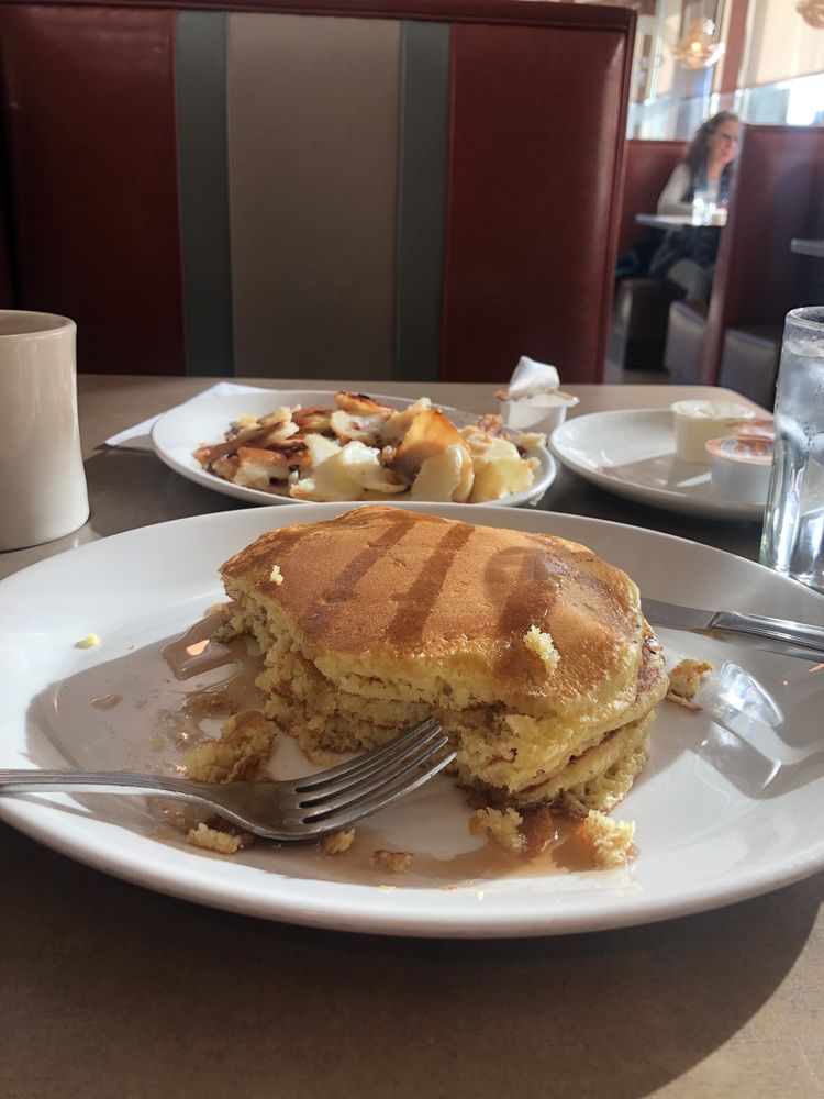 Circle M Diner 1132 Wantagh Ave, Wantagh