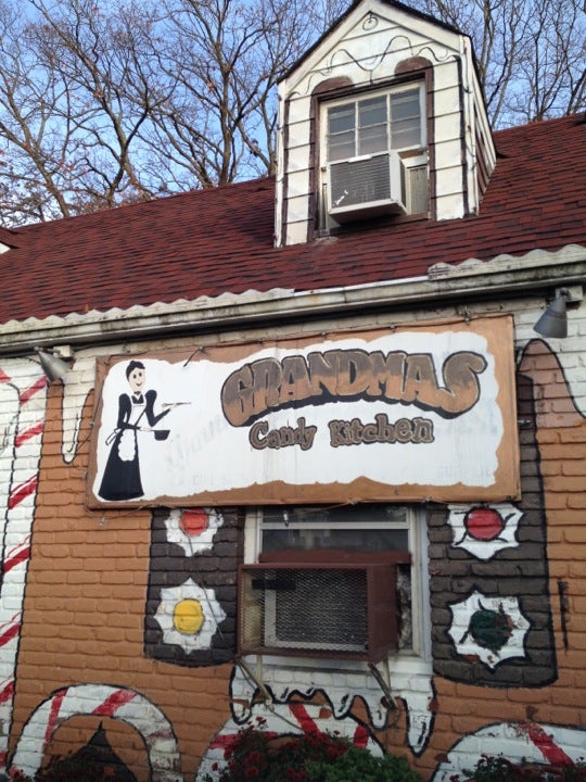 Grandma's Candy Kitchen 2119 Wantagh Ave, Wantagh