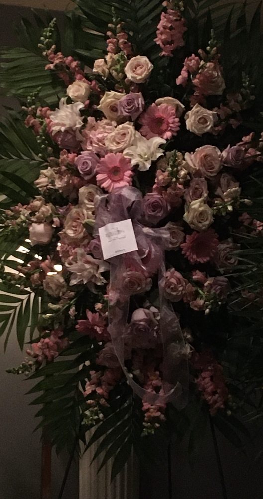 James Florist 2084 Wantagh Ave, Wantagh
