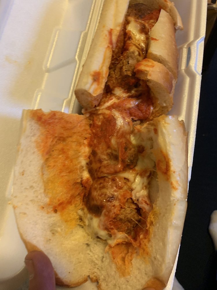 Brunello's Pizza & Pasta Of West Babylon New York 929 Little E Neck Rd, West Babylon