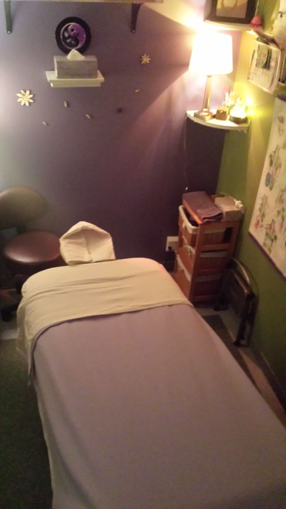Ground and Center Therapeutic Massage