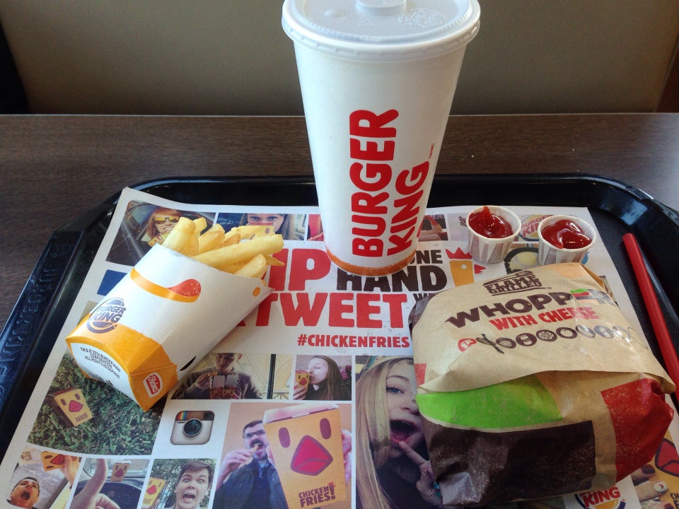 Burger King 409 Old Country Rd, Westbury