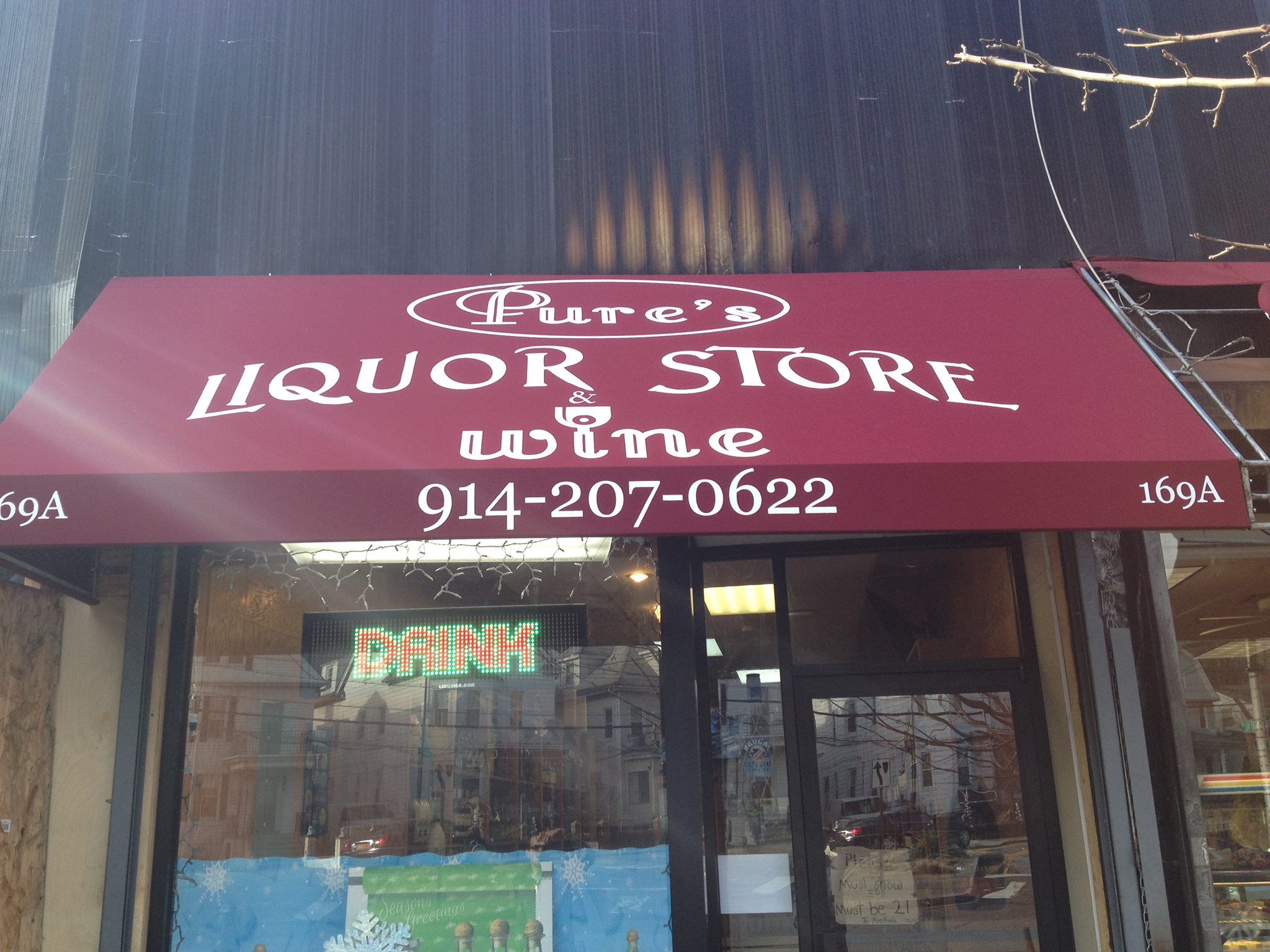 Pures Liquor Store