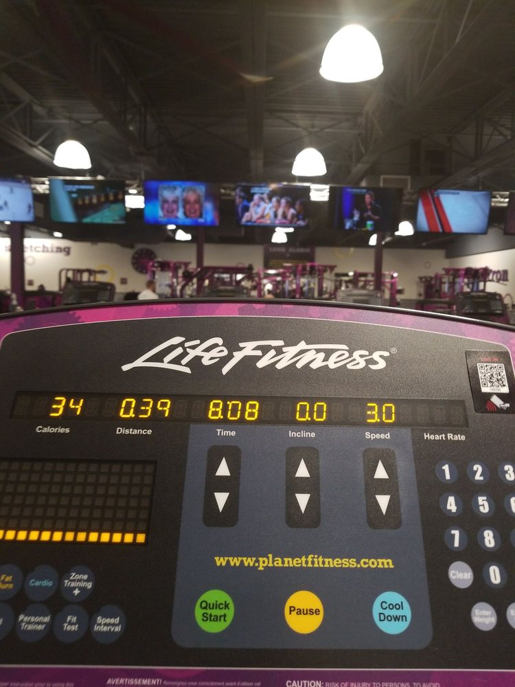 Planet Fitness 1553 S Hawkins Ave, Akron