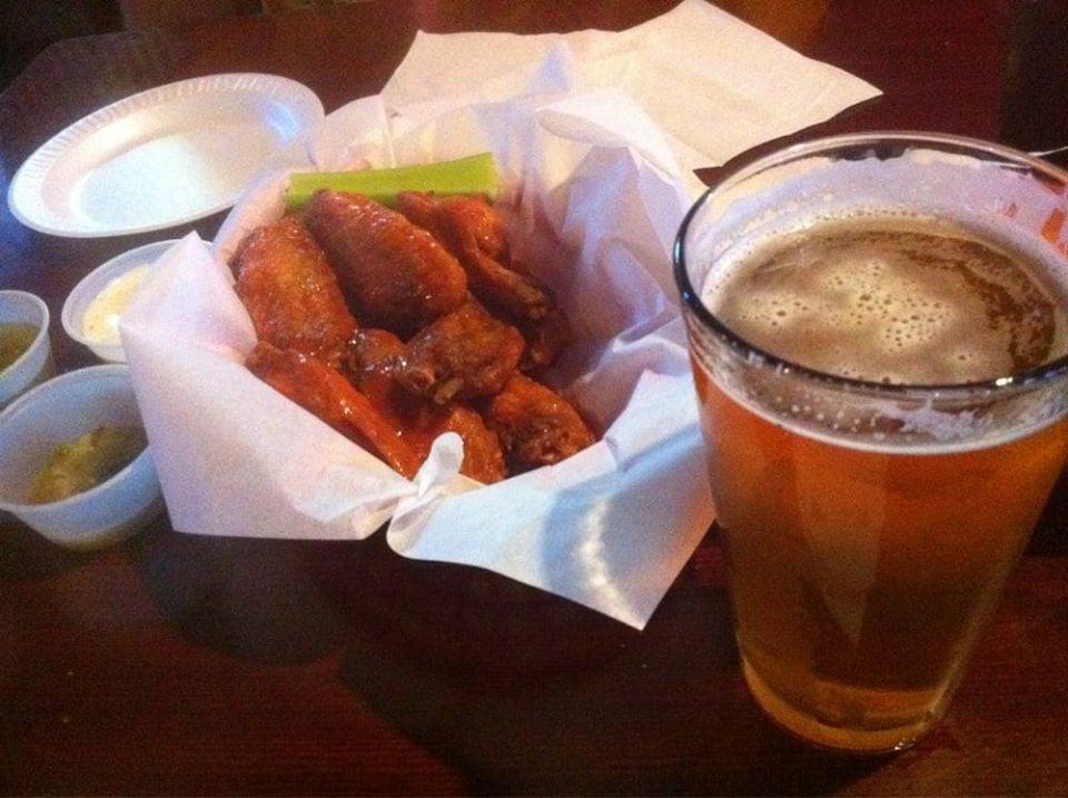 Mucky Duck Brewery 4019 S Main St, Akron