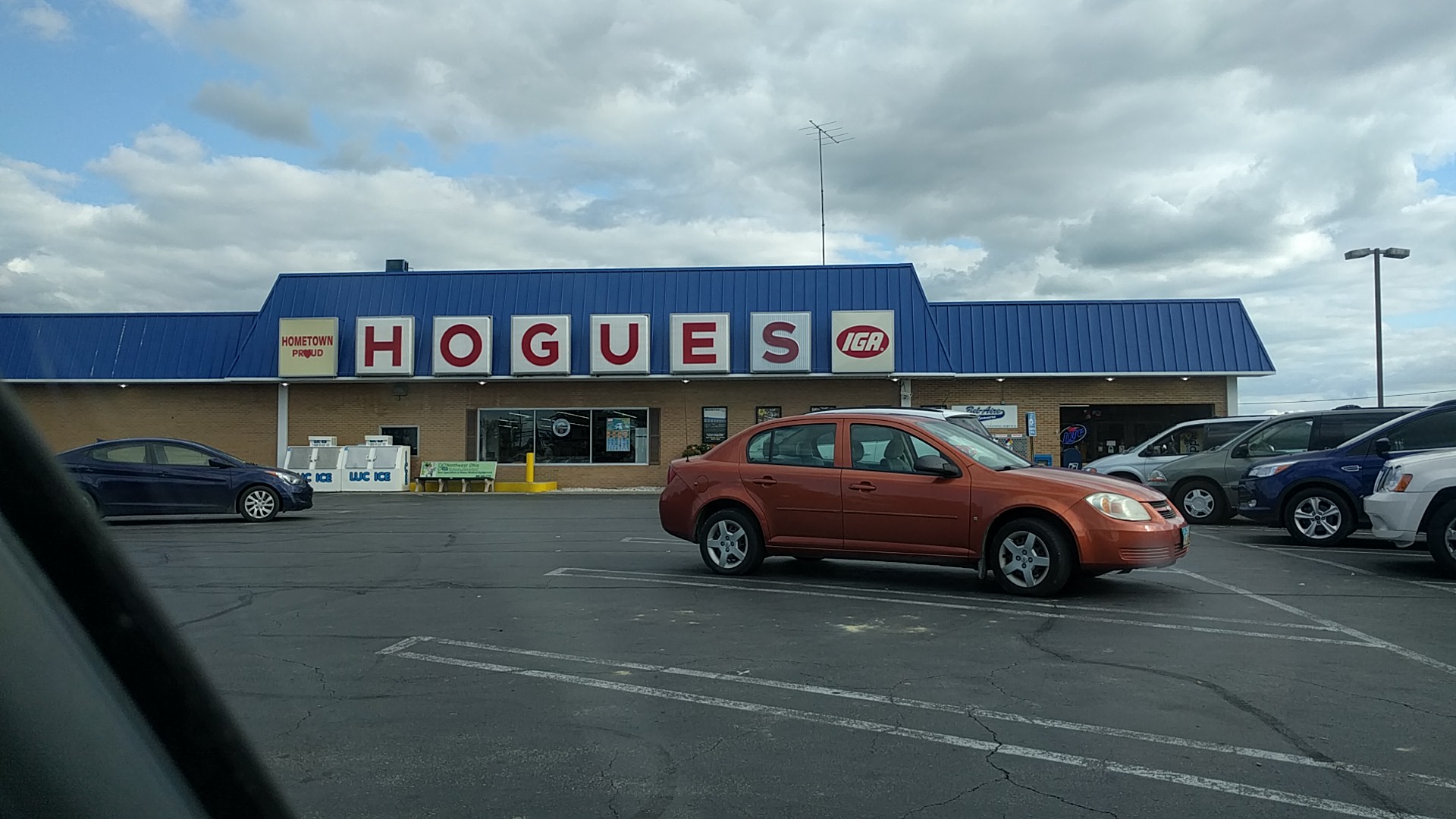 Hogue's Super Market