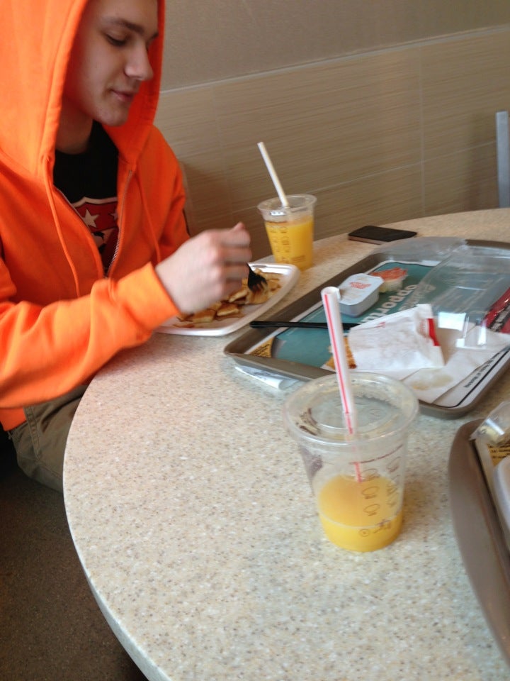 McDonald's 8329 Mayfield Rd, Chesterland