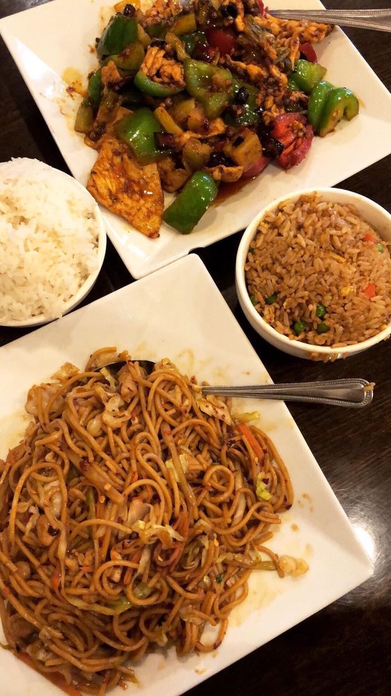 Sichuan Chili 10400 Reading Rd #205b, Cincinnati