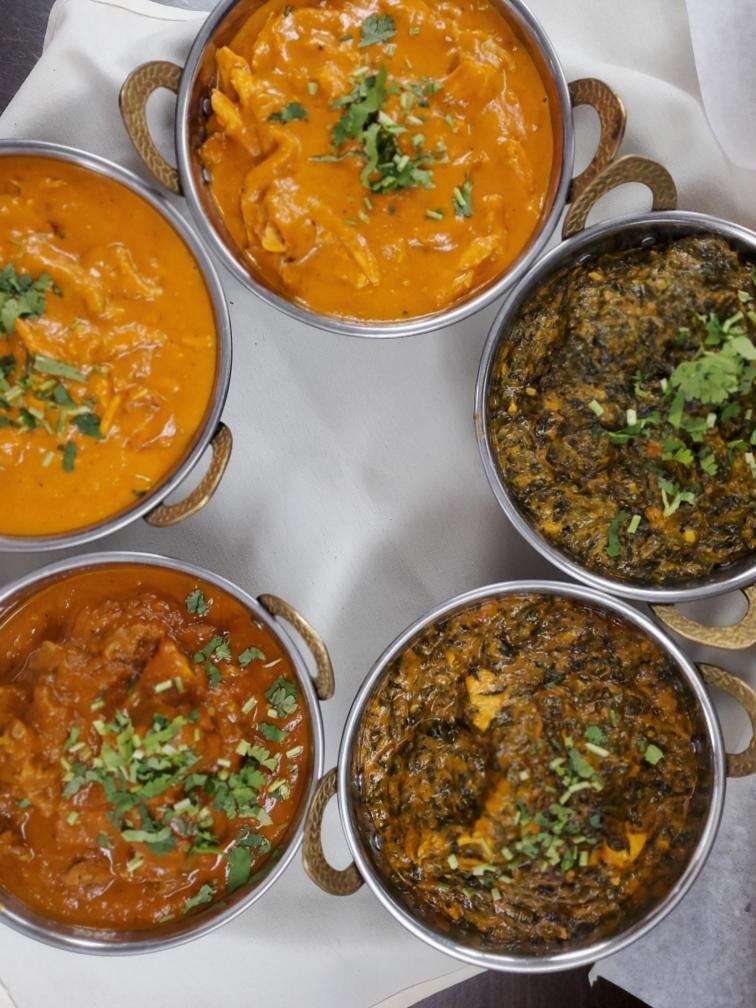 DELHI PALACE INDIAN CUISINE 7133 Montgomery Rd, Cincinnati
