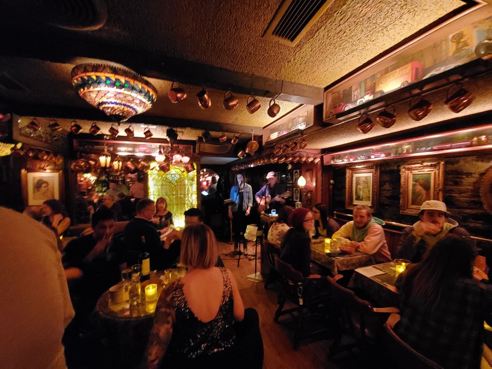 The Blind Lemon 936 Hatch St, Cincinnati