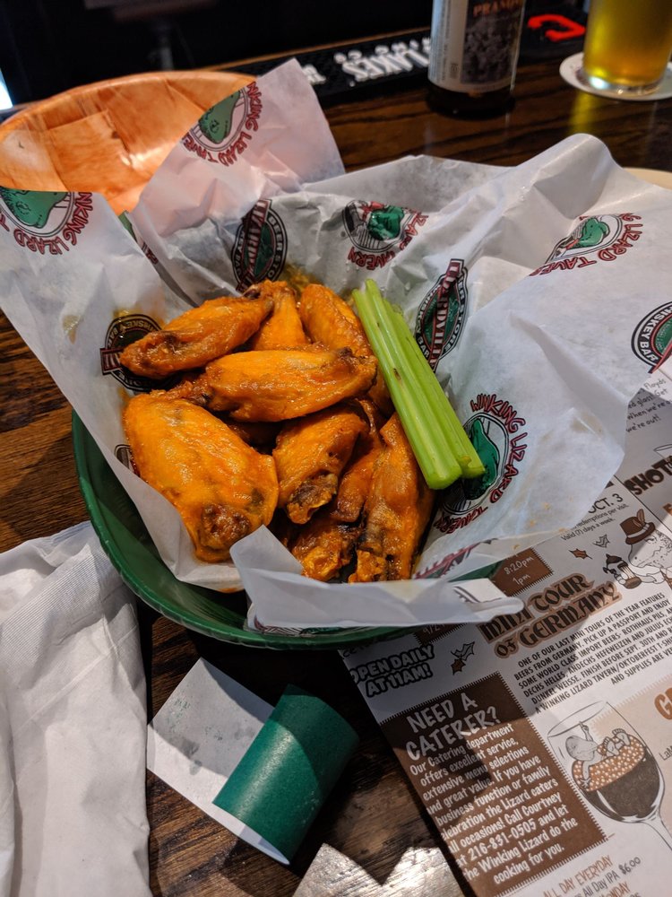 Winking Lizard Tavern 811 Huron Rd E, Cleveland
