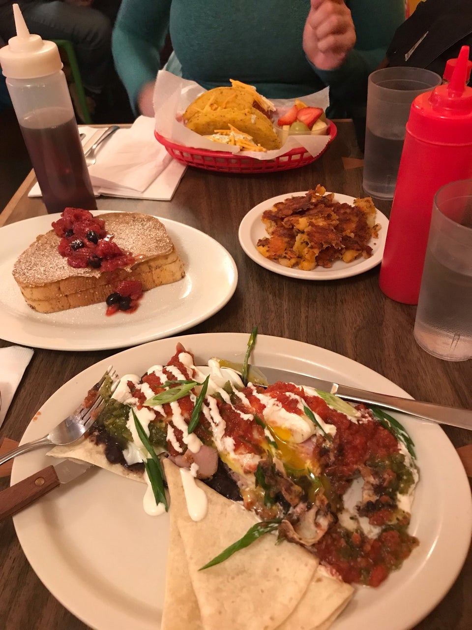 Borderline Cafe 18508 Detroit Ave, Cleveland