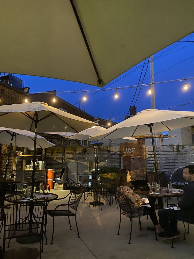 Luxe Kitchen & Lounge 6605 Detroit Ave, Cleveland