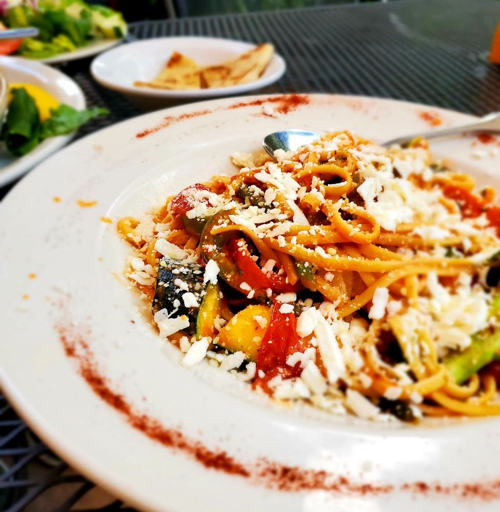 Happy Greek Restaurant and Pub 660 N High St, Columbus