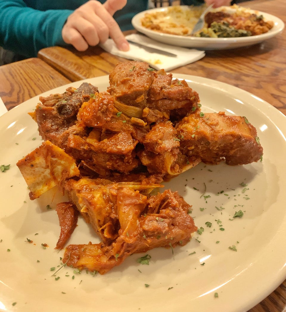 Hoyo's Kitchen 5788 Columbus Square, Columbus