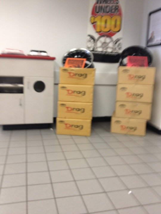 Discount Tire 6928 Poe Ave, Dayton