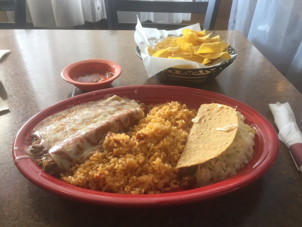 La Fiesta Mexican Restaurant 8331 N Main St, Dayton
