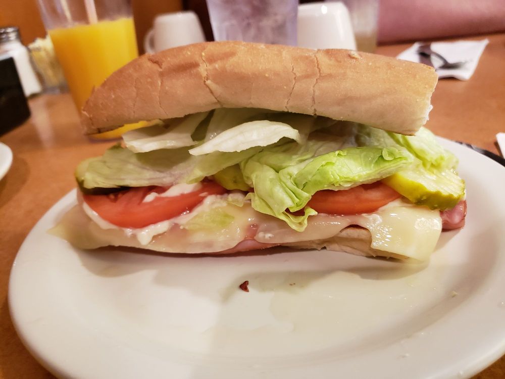 Golden Nugget Pancake House 2932 S Dixie Dr, Dayton