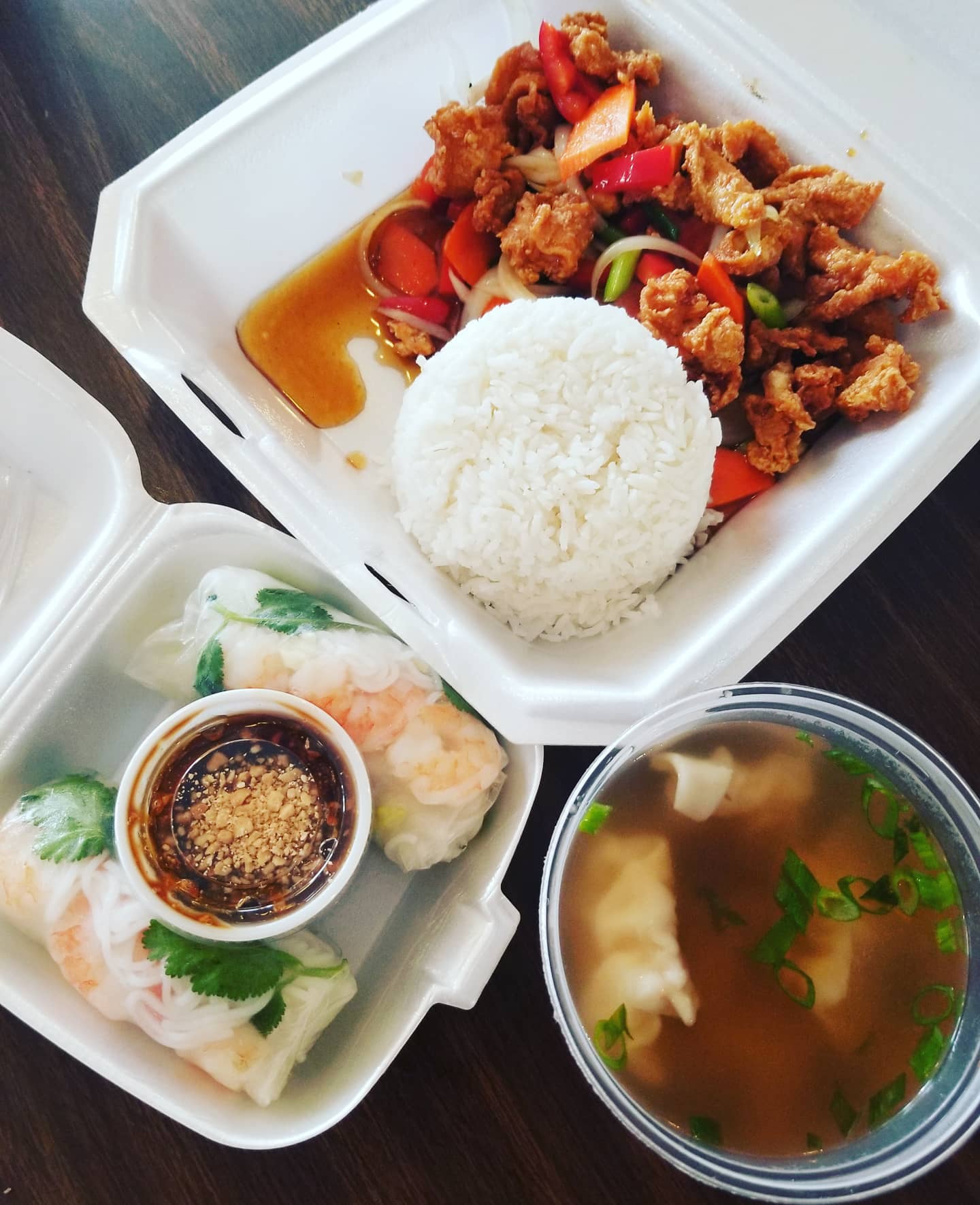Xuan Vietnamese-Thai Cuisine 4770 Airway Rd, Dayton